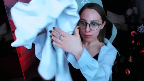 Snapshot of aphexqueen chatting on 12, 12, 2024 APHEX QUEEN online show from 12, 12, 2024