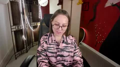 Snapshot of aphexqueen chatting on 23, 2, 2025 APHEX QUEEN online show from 23, 2, 2025