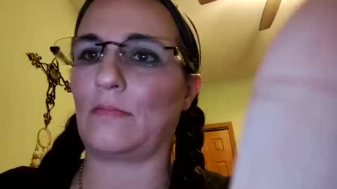 Snapshot of aphrodite60 chatting on 22, 11, 2025 Aphrodite60 online show from 22, 11, 2025