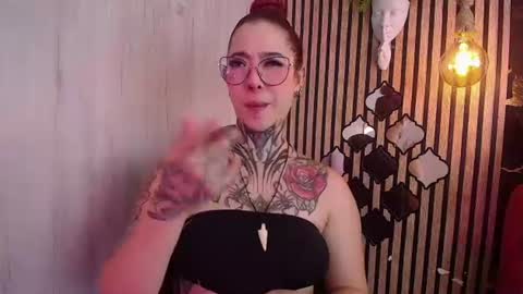 Snapshot of aphrodite__bloom chatting on 2, 7, 2026 aphrodite__bloom online show from 2, 7, 2026