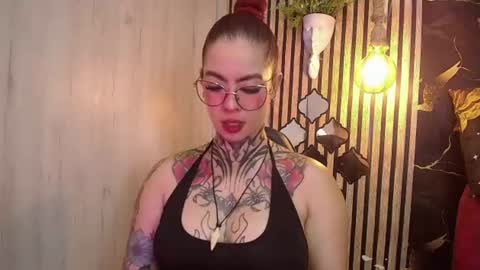 Snapshot of aphrodite__bloom chatting on 4, 7, 2026 aphrodite__bloom online show from 4, 7, 2026