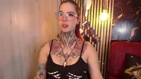 Snapshot of aphrodite__bloom chatting on 22, 7, 2026 aphrodite__bloom online show from 22, 7, 2026