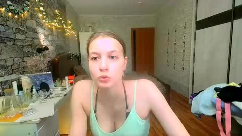 Snapshot of aphrodite_wow_ chatting on 28, 4, 2026 Aphrodite online show from 28, 4, 2026