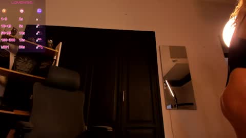 aphrodite online show from 27, 5, 2026