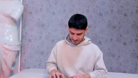 Snapshot of apolo_grayy chatting on 5, 2, 2026 Apolo Grayy online show from 5, 2, 2026