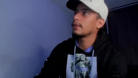 Snapshot of apolodg1 chatting on 1, 1, 2025 TONY INDEPENDENT MODEL online show from 1, 1, 2025