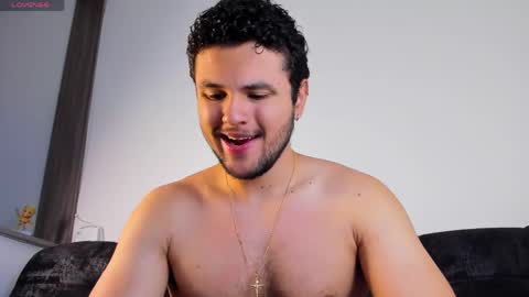Snapshot of apoloklein_ chatting on 12, 5, 2026 Apolo Klein online show from 12, 5, 2026