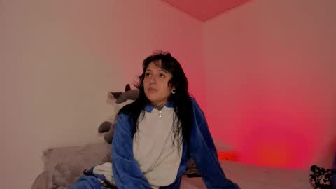 Snapshot of apolorising_ chatting on 13, 9, 2025 Lola  Apolo online show from 13, 9, 2025