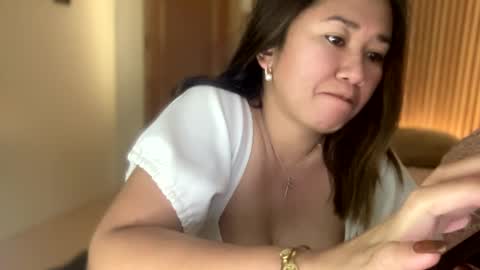 Snapshot of apple_pie_love chatting on 27, 12, 2024 Anika online show from 27, 12, 2024