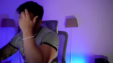 Snapshot of appolo_allen chatting on 23, 4, 2026 insta appolo master online show from 23, 4, 2026