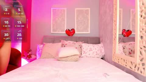 April online show from 29, 9, 2025