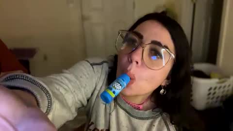 Snapshot of aprilanna chatting on 16, 12, 2024 AnnaApril420 online show from 16, 12, 2024