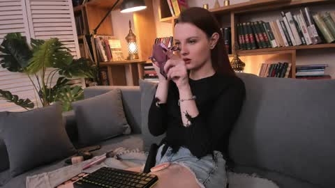 April online show from 11, 4, 2026