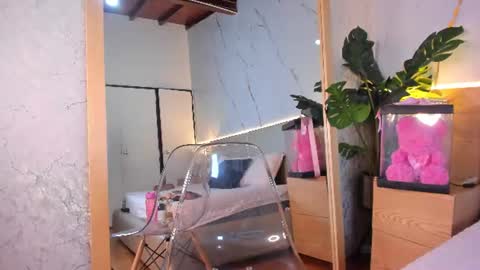 Snapshot of aprilgrey111 chatting on 10, 7, 2026 aprilgrey111 online show from 10, 7, 2026