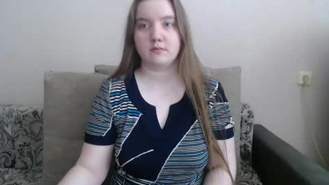 Snapshot of aquanarmin chatting on 7, 5, 2026 Josefin online show from 7, 5, 2026