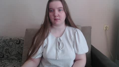 Snapshot of aquanarmin chatting on 8, 5, 2026 Josefin online show from 8, 5, 2026