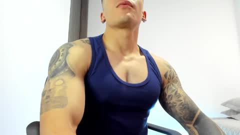 Snapshot of aquiles_51 chatting on 6, 6, 2026 Jonathan online show from 6, 6, 2026