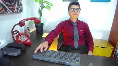 Snapshot of aquilestaylor chatting on 12, 7, 2026 aquilestaylor online show from 12, 7, 2026