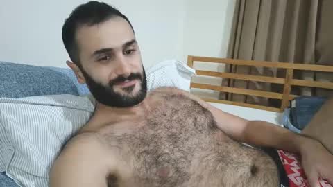 hairycub online show from 17, 2, 2025