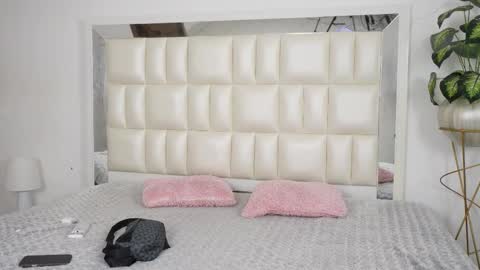   online show from 11, 9, 2025