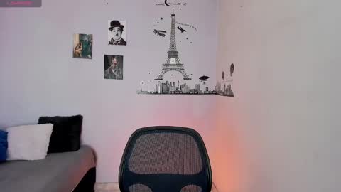Snapshot of ares_johnsonn chatting on 7, 1, 2025 Ares online show from 7, 1, 2025