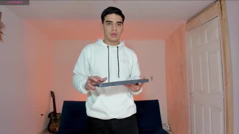 Snapshot of ares_johnsonn chatting on 24, 11, 2025 Ares online show from 24, 11, 2025