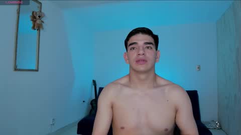 Snapshot of ares_johnsonn chatting on 25, 11, 2025 Ares online show from 25, 11, 2025