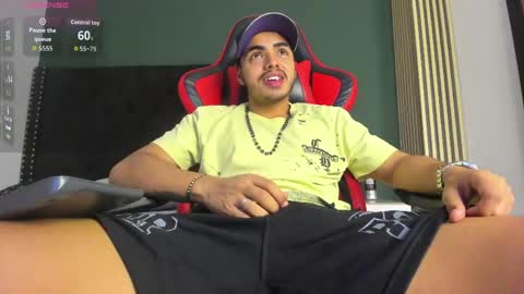 Snapshot of ares_pain_ chatting on 10, 5, 2026 ares_pain_ online show from 10, 5, 2026