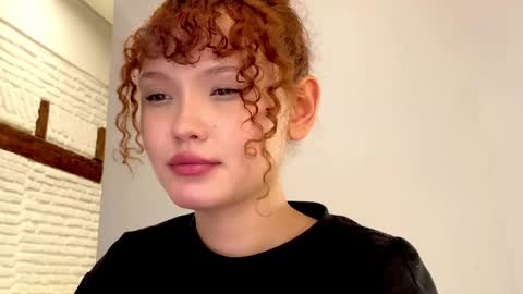 Snapshot of aresha_viree chatting on 16, 5, 2026 Aresha online show from 16, 5, 2026