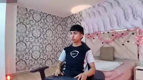 Snapshot of aress_tay chatting on 19, 5, 2026 aress_tay online show from 19, 5, 2026
