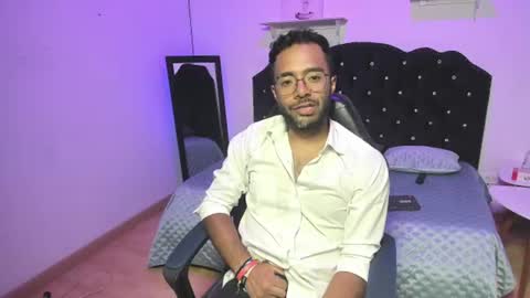 Snapshot of arez_vortex_ chatting on 9, 6, 2026 Alex Cortez online show from 9, 6, 2026
