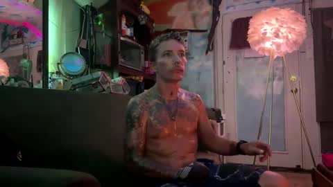 Snapshot of argabright chatting on 22, 9, 2025 argabright online show from 22, 9, 2025