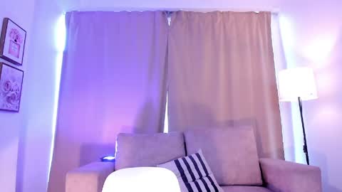 Snapshot of ari_es chatting on 27, 4, 2026 Ari online show from 27, 4, 2026