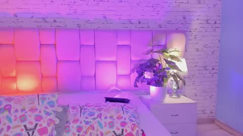 Ari  online show from 27, 12, 2024