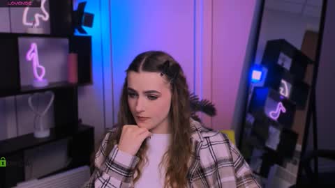 Luna online show from 5, 12, 2025