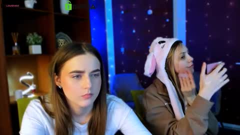 Luna online show from 8, 1, 2026