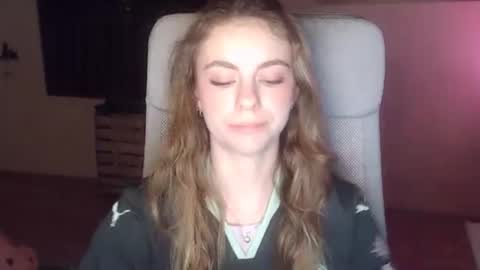 AriaCreazy online show from 9, 2, 2026