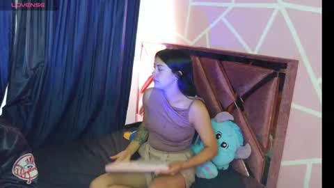 Snapshot of ariadna_and_antonella chatting on 29, 6, 2026 dafna lorens online show from 29, 6, 2026