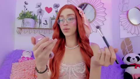 Snapshot of ariadna_evangeline chatting on 29, 9, 2025 Angel online show from 29, 9, 2025