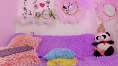 Snapshot of ariadna_evangeline chatting on 15, 12, 2025 Angel online show from 15, 12, 2025