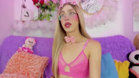 Snapshot of ariadna_evangeline chatting on 19, 2, 2026 Angel online show from 19, 2, 2026