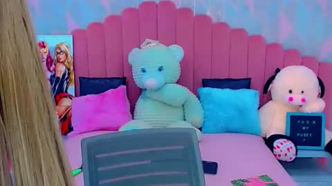 Snapshot of ariadna_princes chatting on 25, 11, 2025 ARIADNA online show from 25, 11, 2025