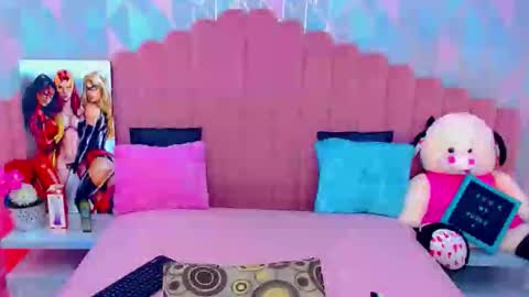 Snapshot of ariadna_princes chatting on 17, 12, 2025 ARIADNA online show from 17, 12, 2025