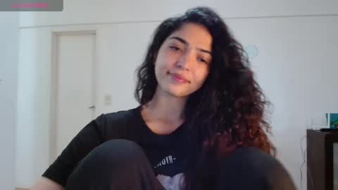 ariagal online show from 28, 4, 2026