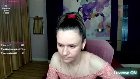 Snapshot of ariagrays chatting on 17, 4, 2026 AriaGray online show from 17, 4, 2026