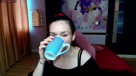 Snapshot of ariagrays chatting on 11, 7, 2026 AriaGray online show from 11, 7, 2026