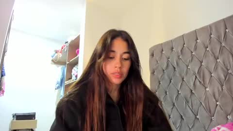 Aria Montgomery online show from 11, 1, 2025