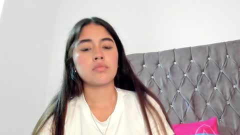 Aria Montgomery online show from 27, 1, 2025