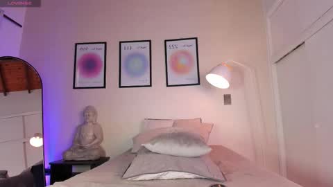 Aria online show from 5, 1, 2026