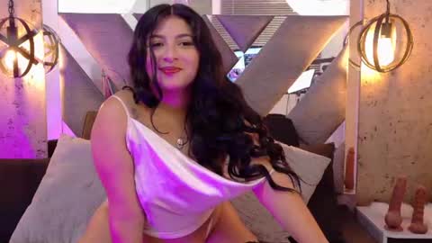 Snapshot of ariana_foxx__ chatting on 10, 7, 2026 Ariana online show from 10, 7, 2026